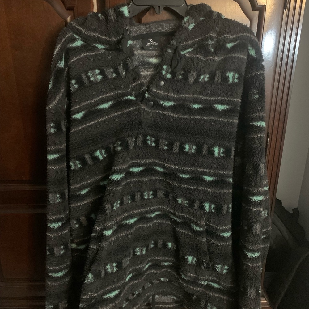 Rip curl fleece hoodie. 3 button neck